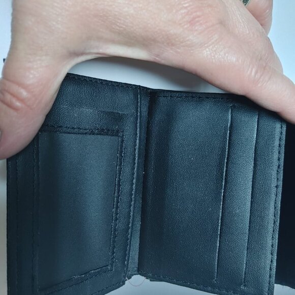 Design Collection Women Black Burgundy Leather Wallet Snap closure, Gift for Her - Picture 9 of 11